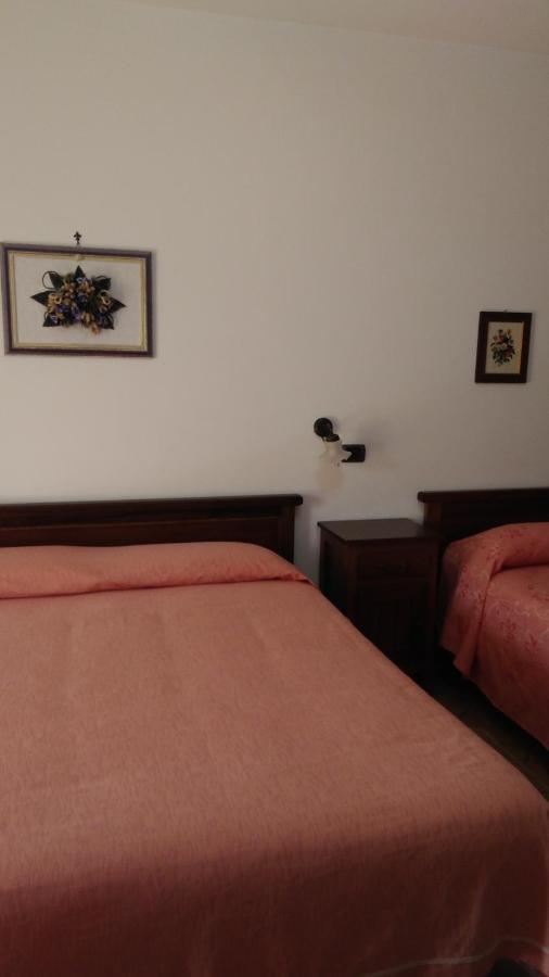 Agriturismo Le Viole Barolo Ngoại thất bức ảnh