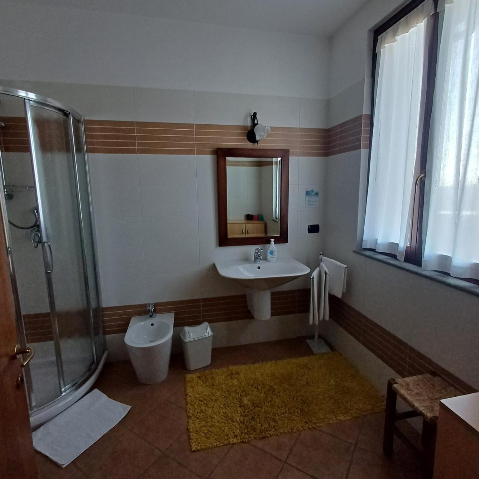 Agriturismo Le Viole Barolo Ngoại thất bức ảnh