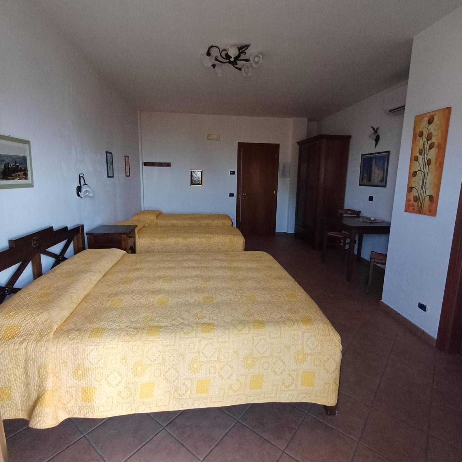 Agriturismo Le Viole Barolo Ngoại thất bức ảnh